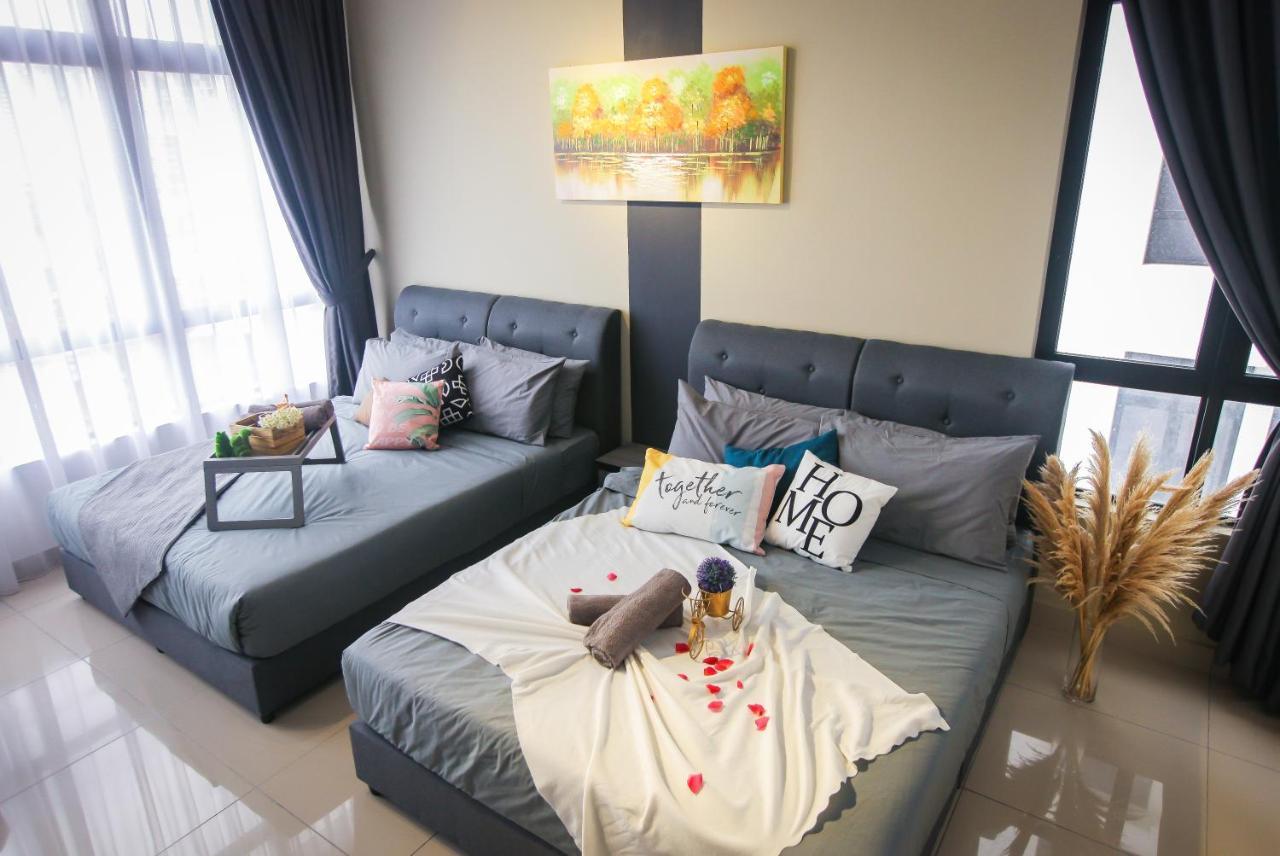 Apartment Twin Tower By The One - 10m Walk To Jb Custom & Ciq