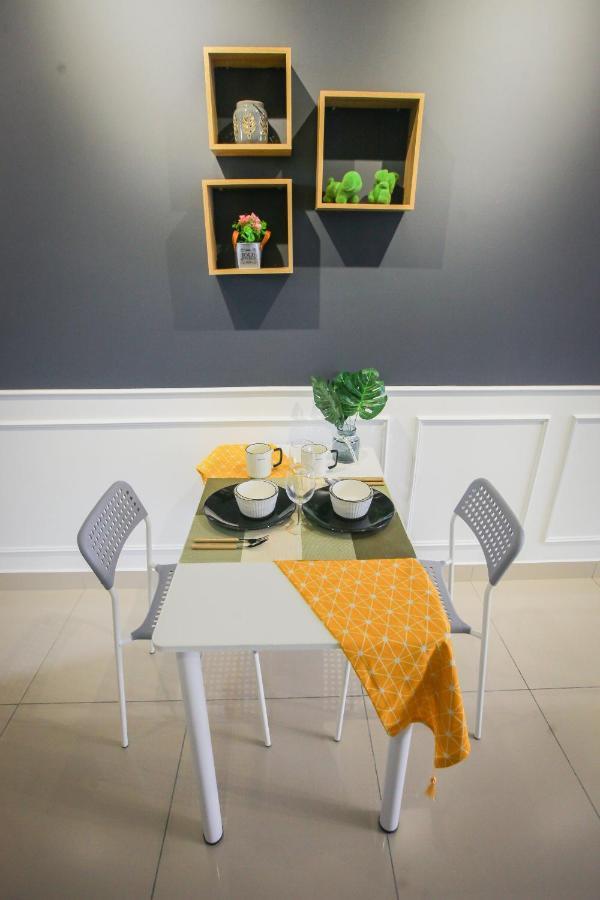 Apartment Twin Tower By The One - 10m Walk To Jb Custom & Ciq